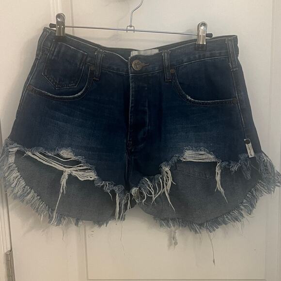 One Teaspoon Le Wolves Mid Length Denim Short 28 Indigo Wash Distressed Beachy - Picture 2 of 10